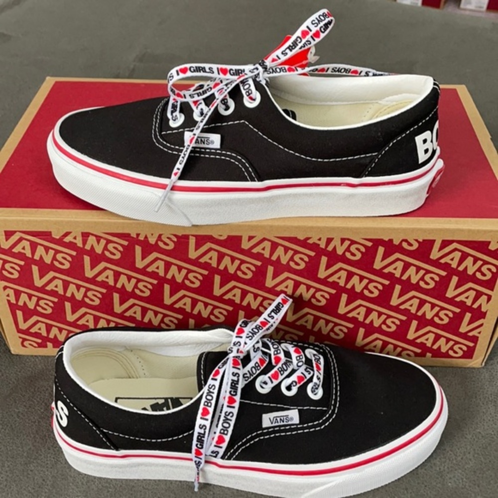 Vans Era shoes for men/women